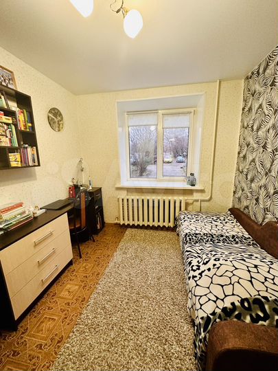 4-к. квартира, 63 м², 1/5 эт.