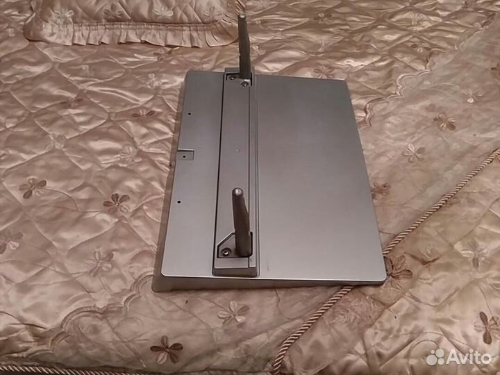 Подставка для телевизора