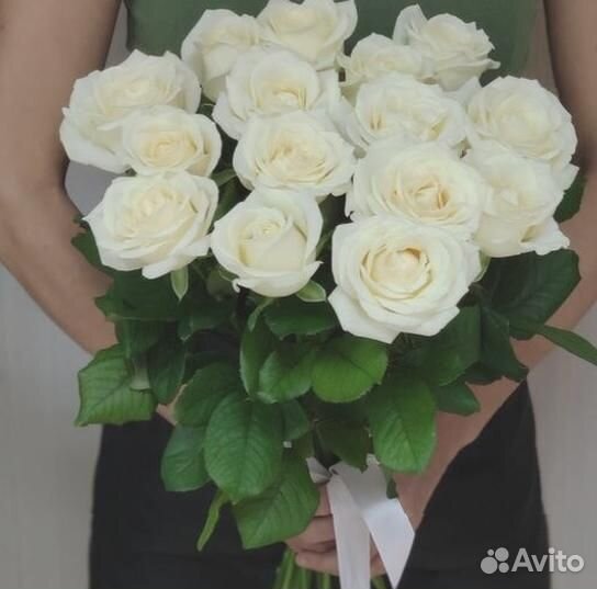 Розы 17 штук