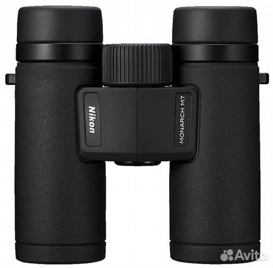Бинокль Nikon Monarch M7 8x30