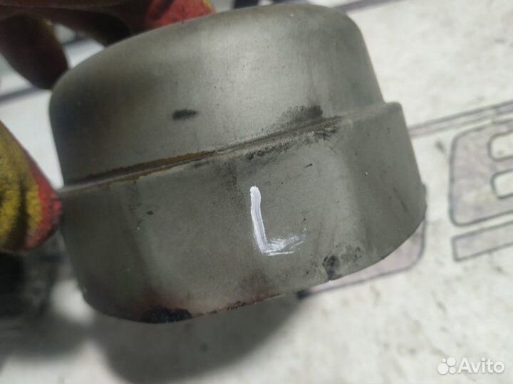 Подушка двигателя левая Audi A6 С6 2004—2008