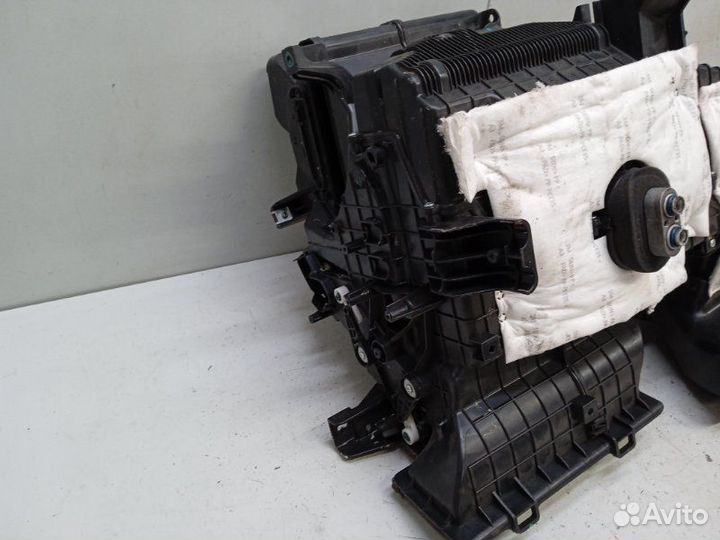 Корпус отопителя Hyundai Solaris 1 2010-2017