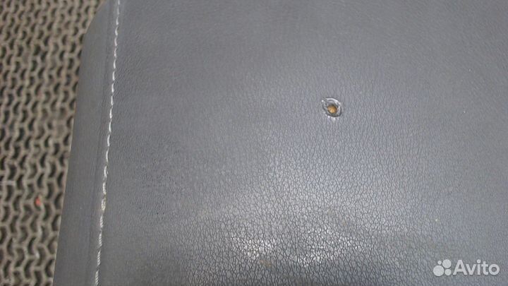 Консоль салона Toyota Venza 2020, 2021