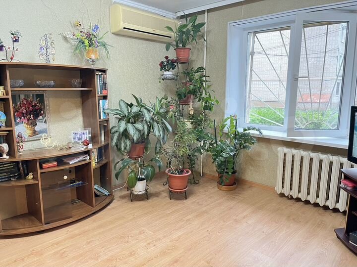 2-к. квартира, 49 м², 1/5 эт.