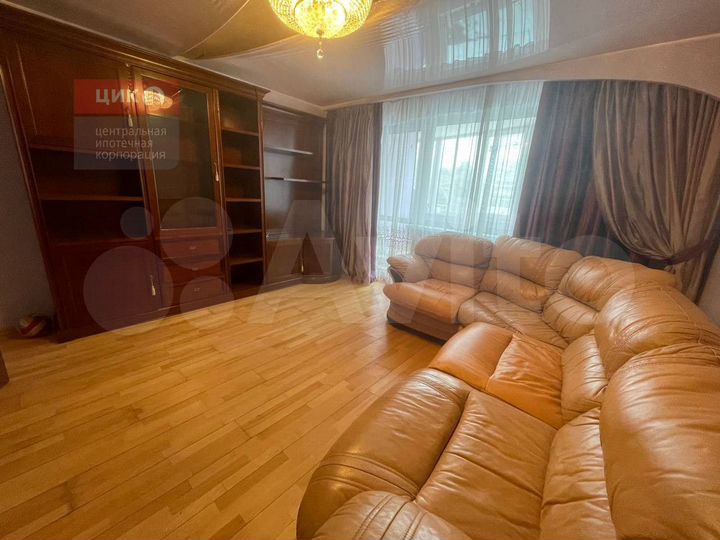 2-к. квартира, 66,5 м², 1/12 эт.