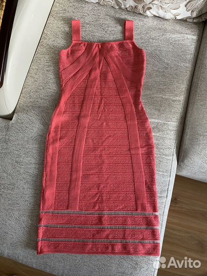 Бандажное платье 44