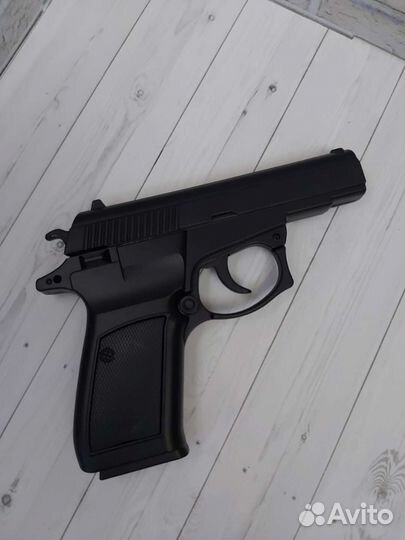 Сувенирная зажигалка