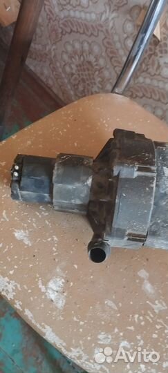 Насос продувки mercedes