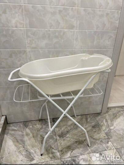 Ванночка с подставкой