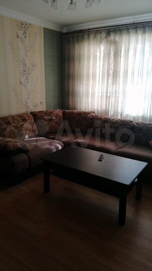 3-к. квартира, 87 м², 1/9 эт.