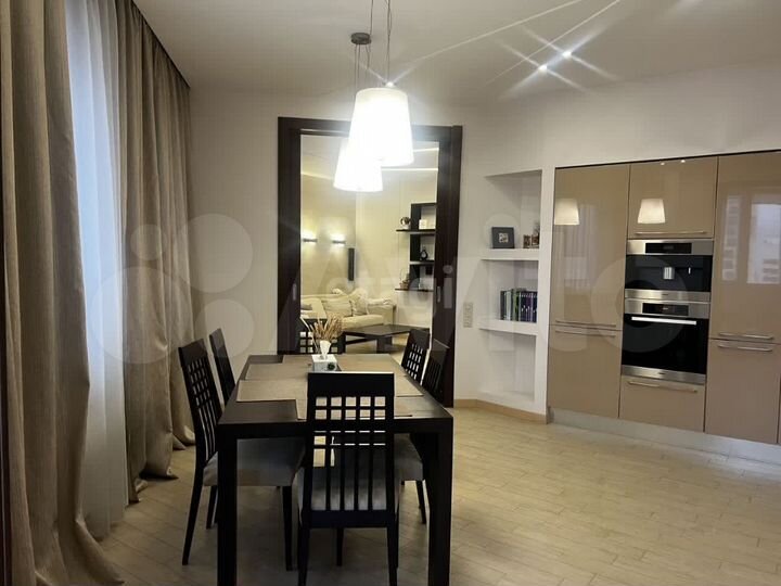 4-к. квартира, 130 м², 13/17 эт.