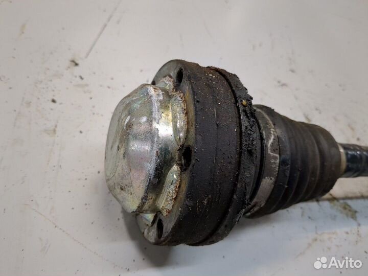 Полуось Skoda SuperB, 2012