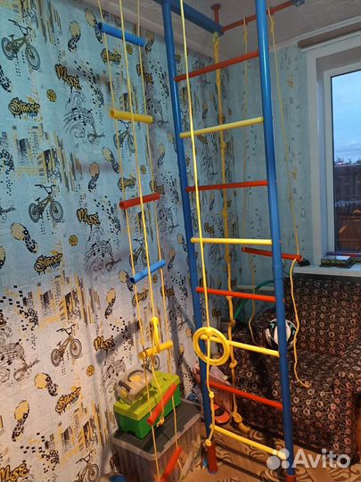 Детская шведская стенка