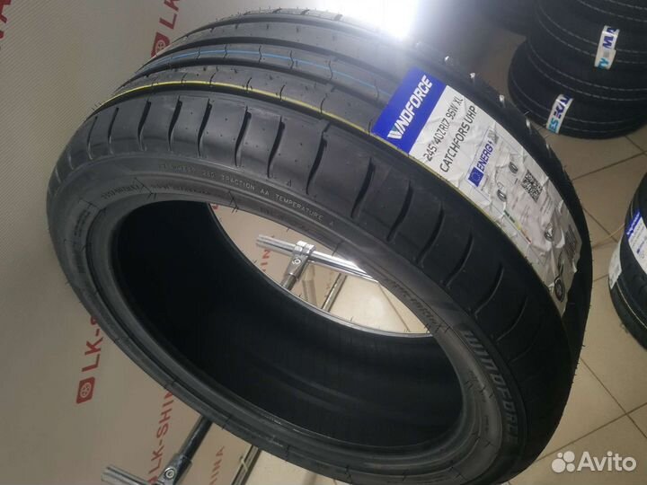 Windforce Catchfors UHP 245/40 R17 95W