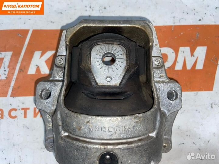Подушка крепления двигателя правая Audi A4 B8/8K