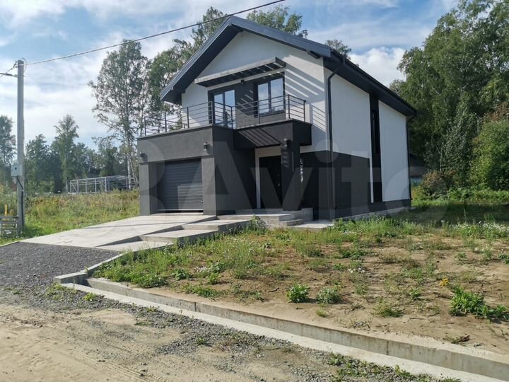 Дом 170 м² на участке 7 сот.