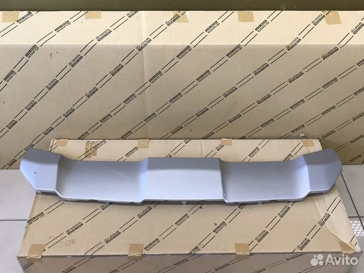 Нижняя накладка переднего бампера lexus Lx570/450