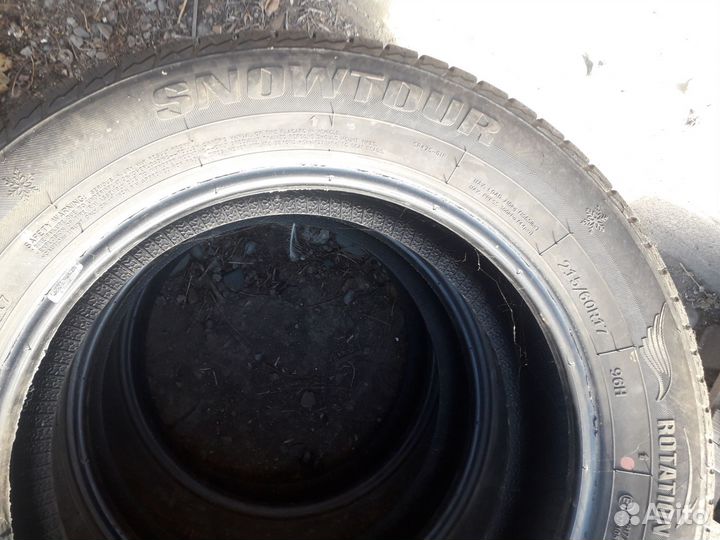 Powertrac Snowtour 215/60 R17