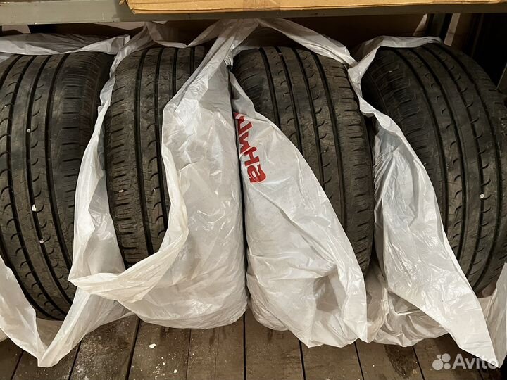 Goodyear EfficientGrip SUV 4x4 265/50 R20 111V