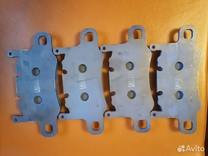 Комплект тормозных колодок Porsche