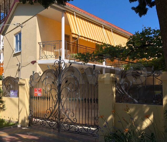 Комната 16 м² в 1-к., 1/2 эт.