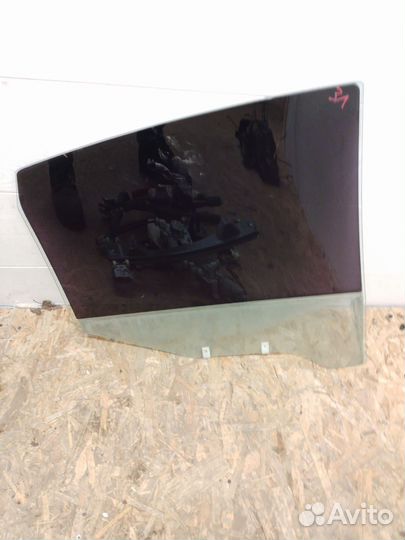 SsangYong action 1 стекло двери задней левой