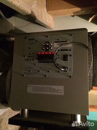 Сабвуфер BBK с пультом