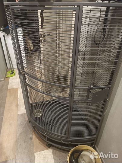 Клетка для попугая большая