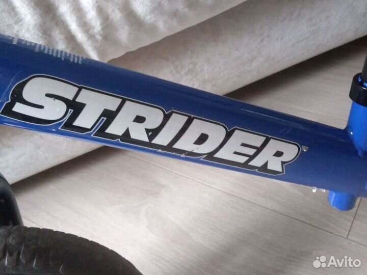 Беговел strider с доп. рулём и сиденьем на вырост
