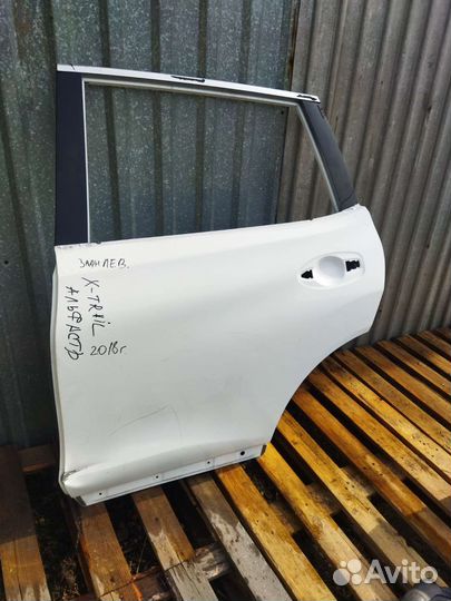 Дверь задняя левая Nissan X-Trail T32