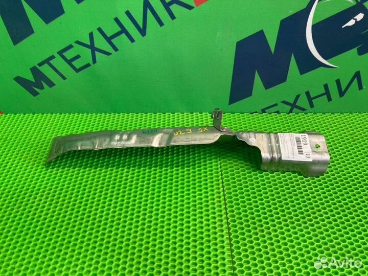 Теплозащитный экран Bmw X5 E70 N57D30A 2012