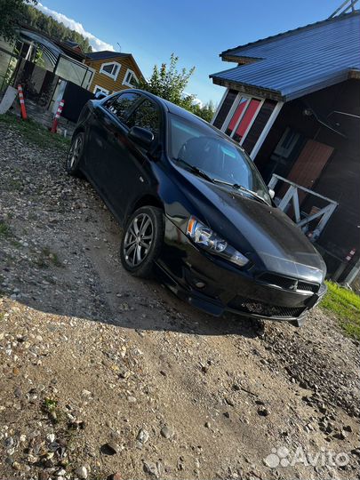 Mitsubishi Lancer 1.8 МТ, 2008, 300 000 км