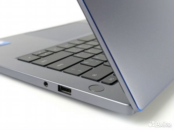 Honor MagicBook 15 r5 5500u, 16gb ddr4, 512 ccd