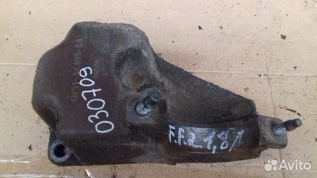 Кронштейн подвесного подшипника Ford Focus 2 2005