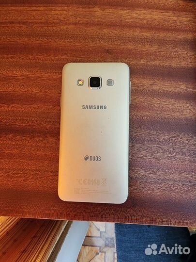 Samsung Galaxy A3 SM-A300F, 16 ГБ