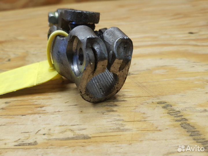 Кардан рулевой Toyota Probox NCP51 1nzfe 2003