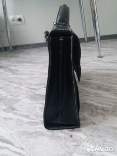 Портфель кожаный