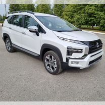 Mitsubishi Xpander Cross 1.5 AT, 2023, 30 км, с пробегом, цена 3 050 000 руб.