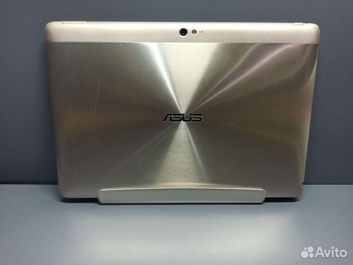 Планшет-трансформер Asus EEE Pad TF700 на запчасти