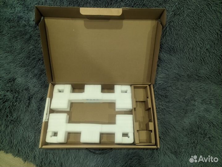 Коробка для ноутбука