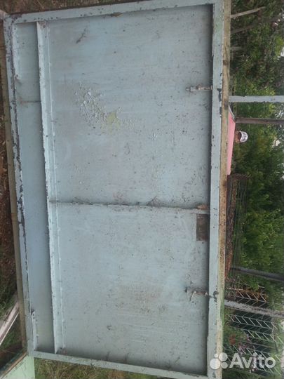 Дверь металлическая б/у