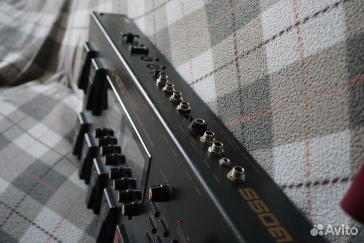 Гитарный процессор boss GT100