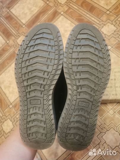 Туфли на мальчика 36 размер новые