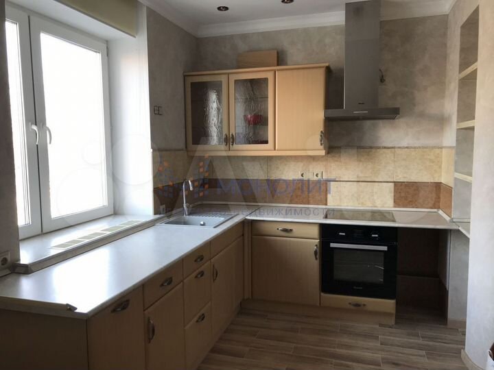 3-к. квартира, 73 м², 5/10 эт.