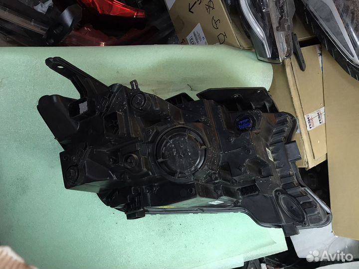 Фара левая Kia Sorento 4 NEW