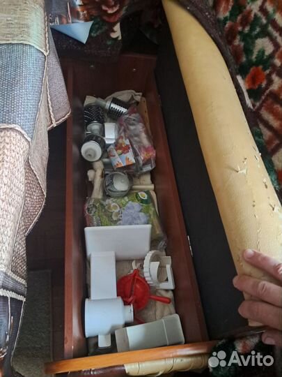 Кухонный уголок со столом и стульями бу