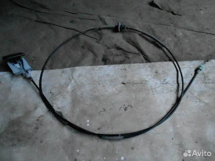 Трос капота Infiniti M 2004-2010