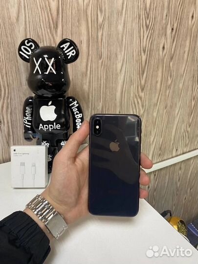 iPhone X, 256 ГБ