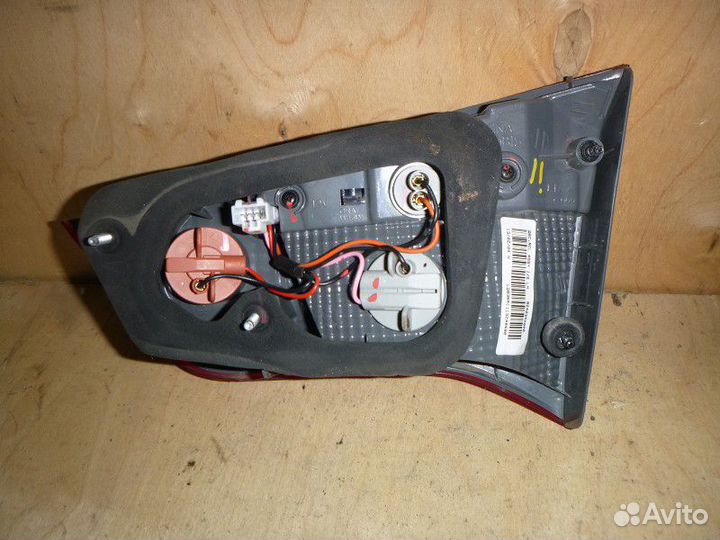 Фонарь задний внутренний левый Kia Rio III (2011—2