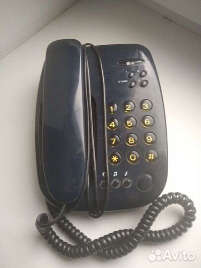 Телефон
